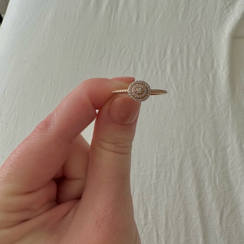 Pandora Rose Elegant Sparkle Ring